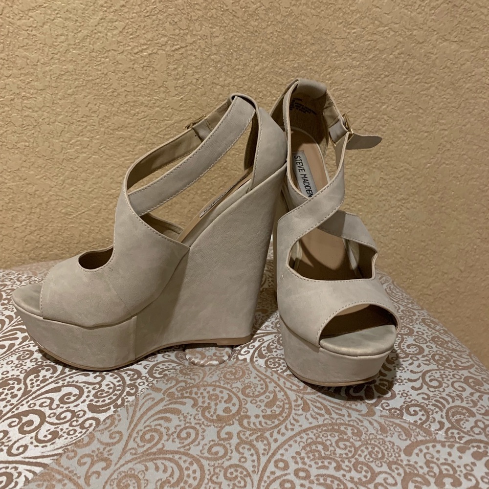 Steve Madden Wedges